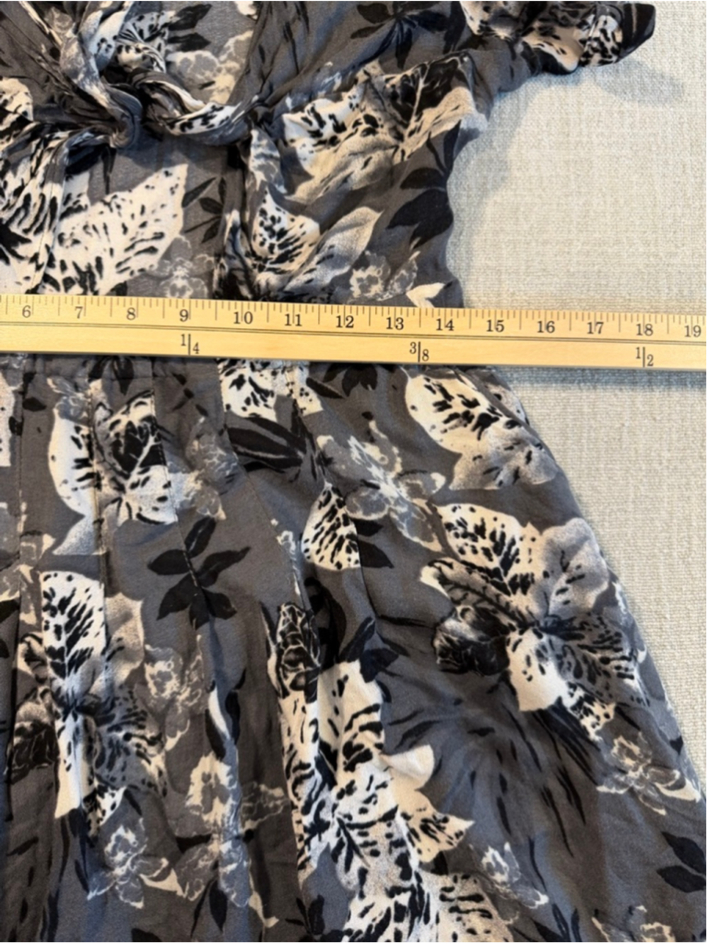 Free People Part Time Lover Gray Floral Cut Out Dress Womens 8 - Picture 12 of 12